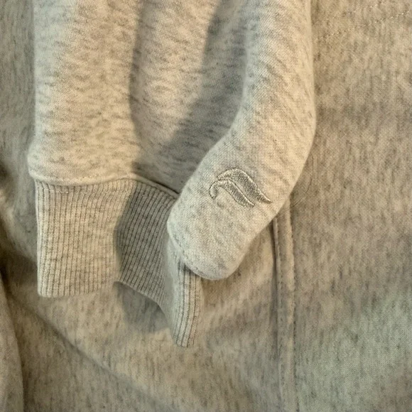 Fabletics Hoodie - Picture 5 of 5